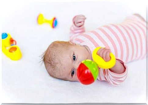 8 good toys for newborns