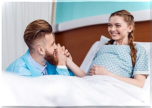 Happy pregnant couple