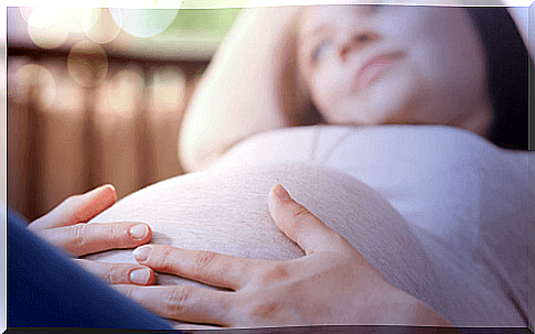 reasons to talk to your baby during pregnancy